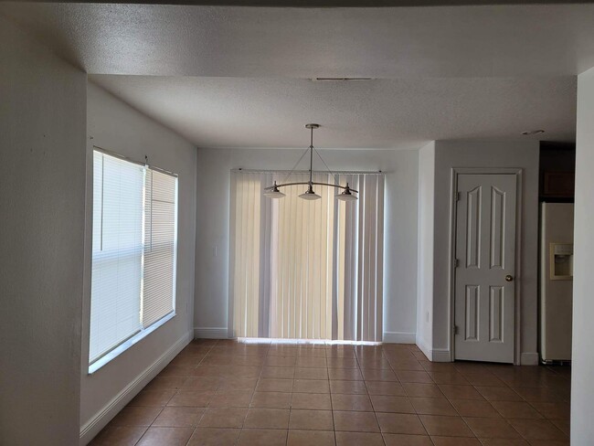 Foto del edificio - 1631 Perdido Ct