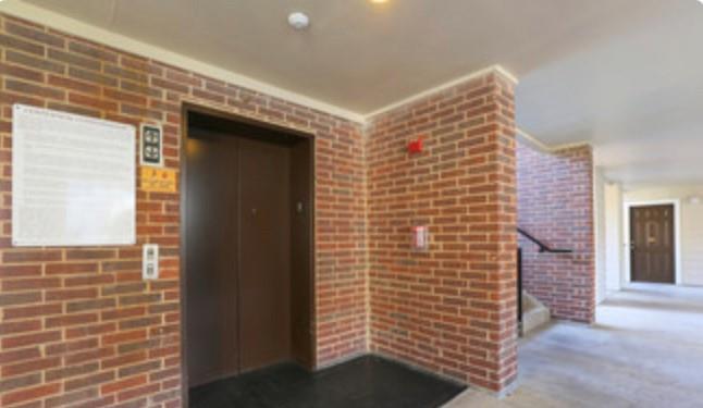 Building Photo - 501 W 26th St
