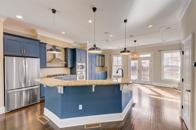 Kitchen - 1292 Dahlgren Ln SE