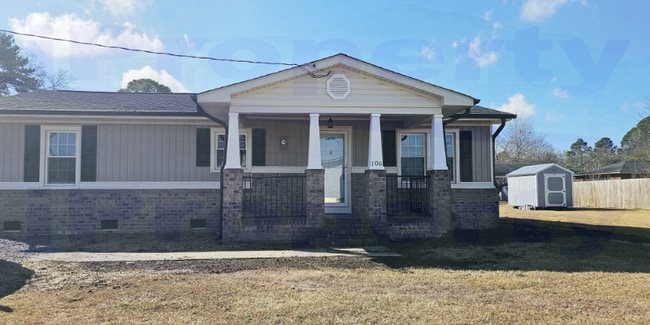 Building Photo - 106 Smith St