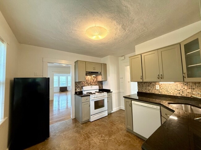 Foto del edificio - 7 Oliver Rd