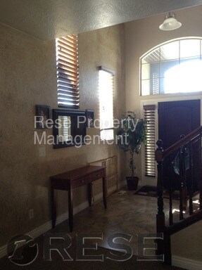 Building Photo - Beautiful Traverse Mountain Home