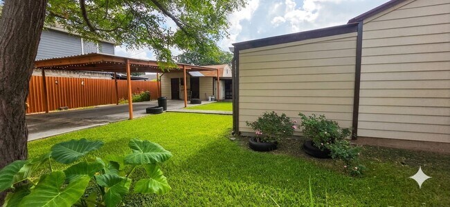Foto del edificio - 2110 5th St