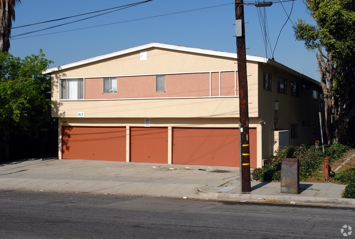 Foto del edificio - 917 Edgewood St