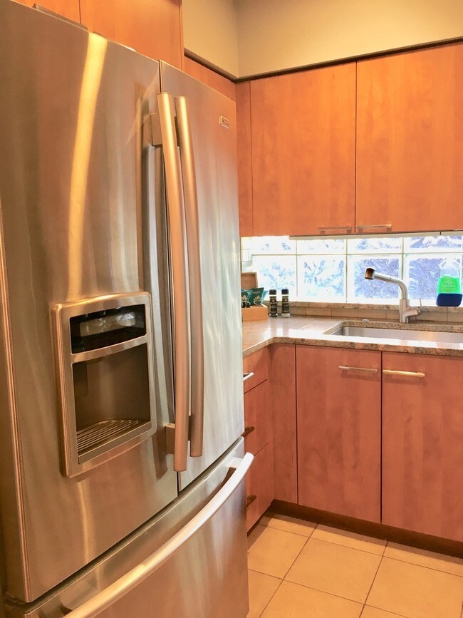 Foto del edificio - N North Park AVE