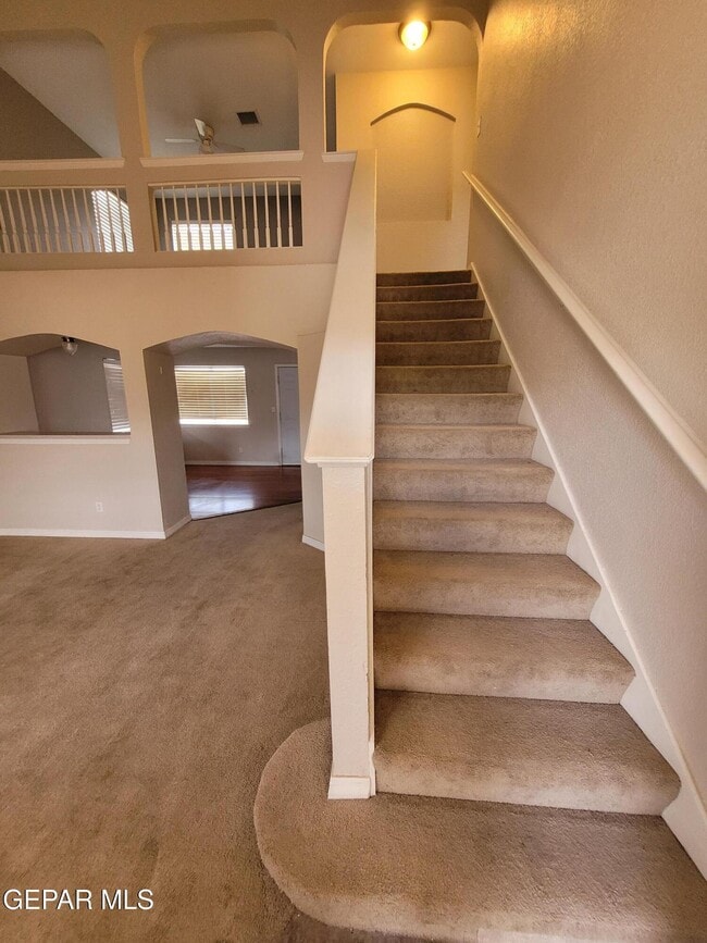 Building Photo - 11330 Loma Del Sol Dr