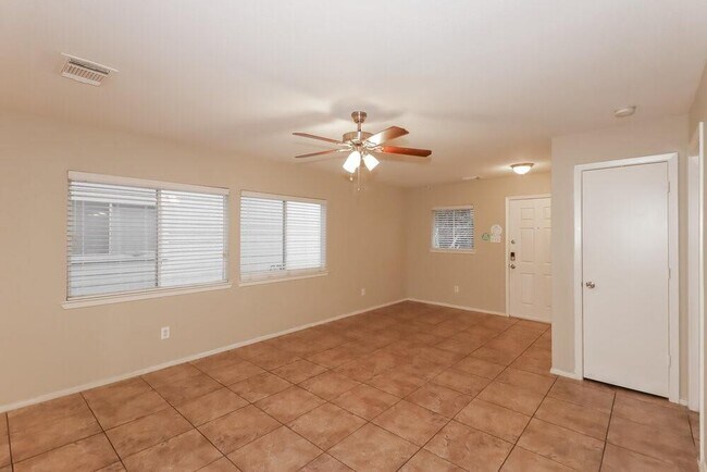 Building Photo - 1207 Verde Trails Dr