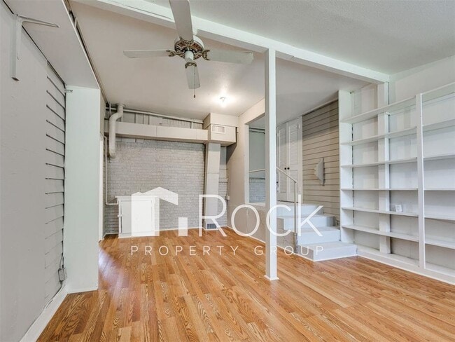 Building Photo - 3125 NW 25th St