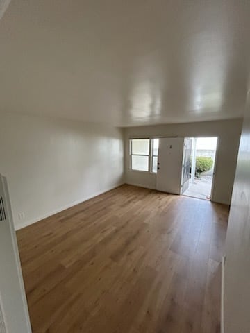 Fotografía del edificio - 2612 Vanderbilt Ln