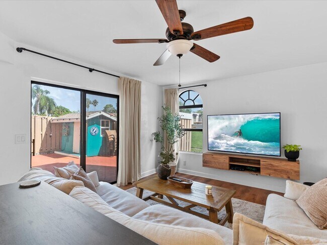 Foto del edificio - 4025 Village Dr