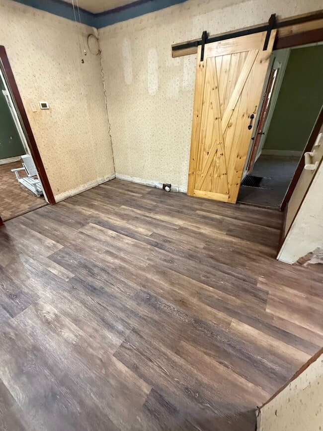 Foto del edificio - 2254 Lee Ave