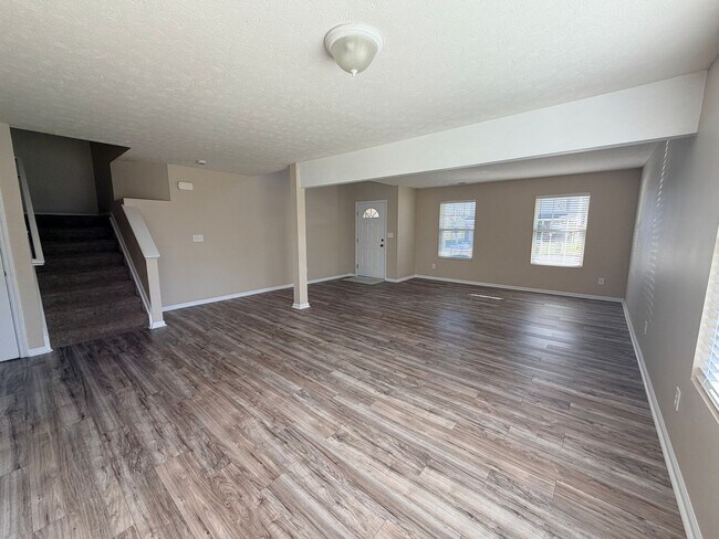 Foto del edificio - 1883 Creekstone Dr