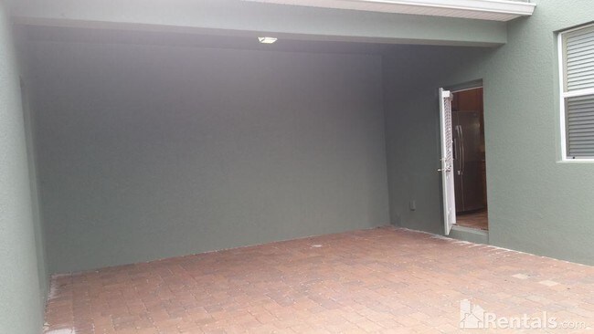 Building Photo - 14843 Evergreen Oak Loop