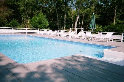 Foto del edificio - 22 Shorewood Dr