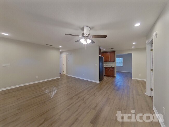 Building Photo - 2705 Knollwood Trail