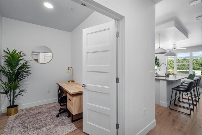 Foto del edificio - 320 N 490 W