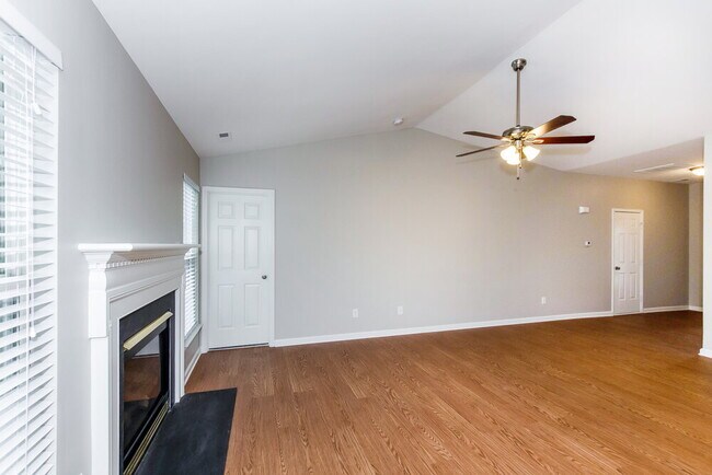 Building Photo - 6724 Mimosa St