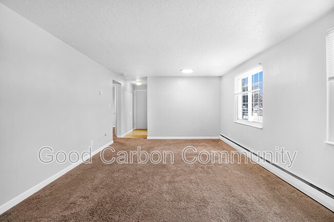 Foto del edificio - 309 Beattie Ave