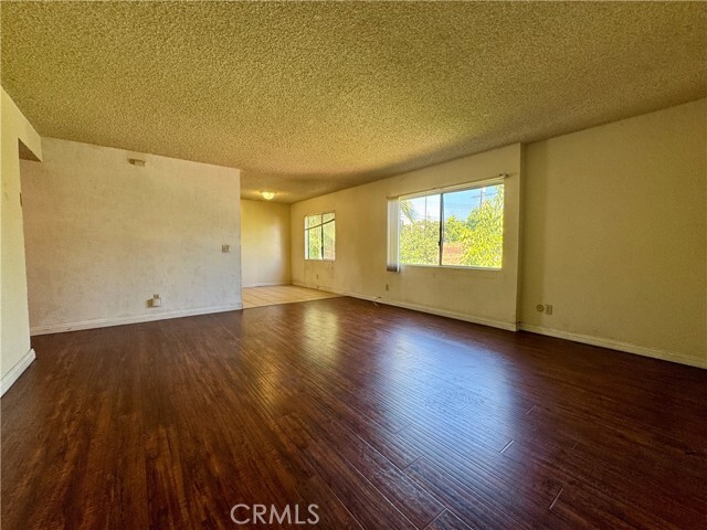 Foto del edificio - 241 S Curtis Ave