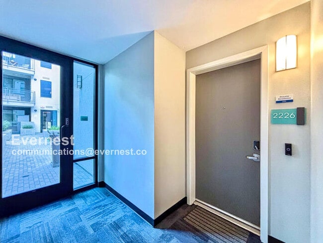 Building Photo - 2226 Nolita