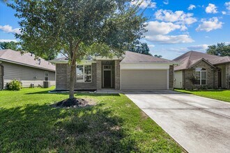 Building Photo - 1925 Briar Grove Dr