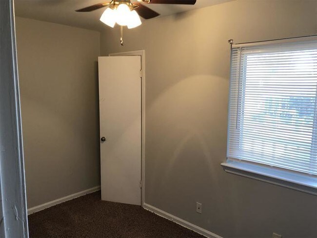 Foto del edificio - Three-bedroom duplex in Brainerd area