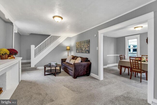 Foto del edificio - Coming Soon! 3 Bedroom 1 Bath home - West ...