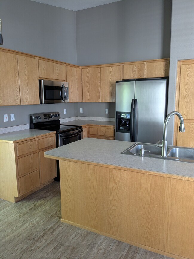 Foto del edificio - 5105 Hickory Ln