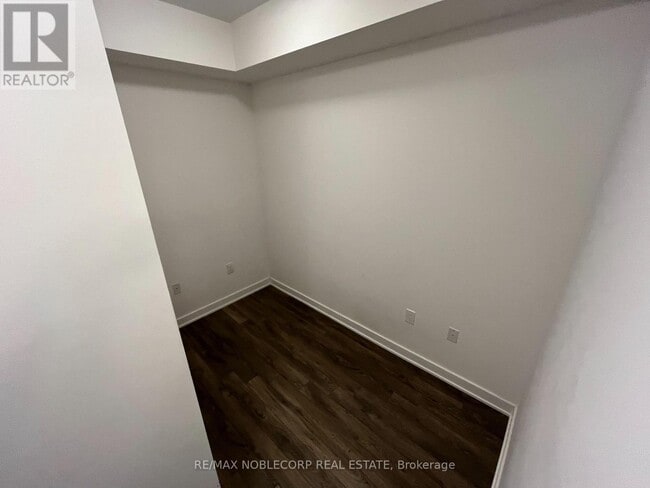 Building Photo - 100 Eagle Rock Way