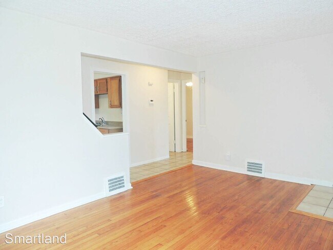 Foto del edificio - 3 br, 1 bath House - 4400 Parkton Drive