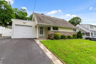 Building Photo - 134 Gailmore Dr