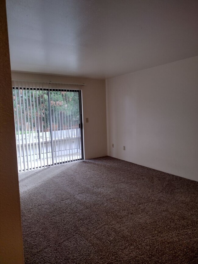 Foto del edificio - 1 bed room 1 bath in Beautiful South Eugene