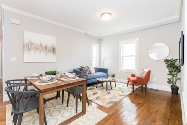 Building Photo - 330 Washington St