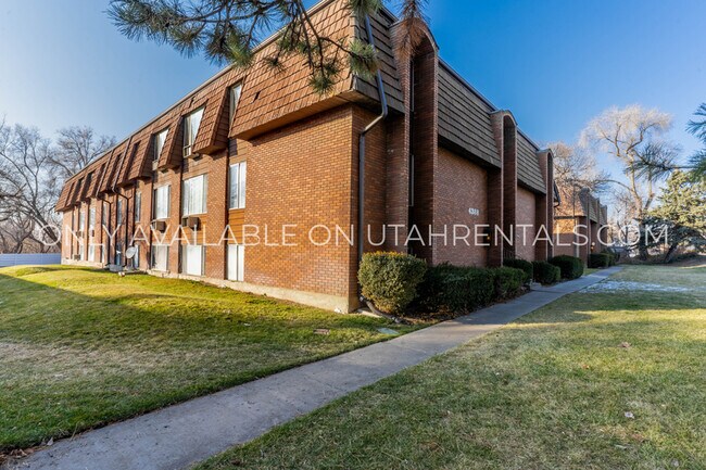 Photo - 4370 S Highland Dr Apartment