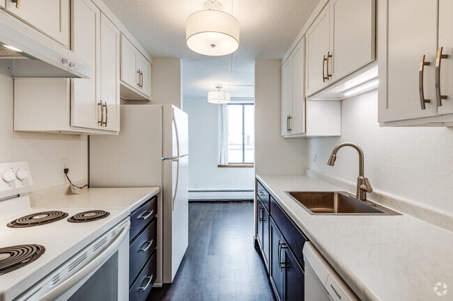 Interior Photo - Creek Terrace