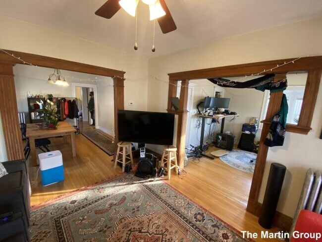 Building Photo - 2 bedroom in Medford MA 02155