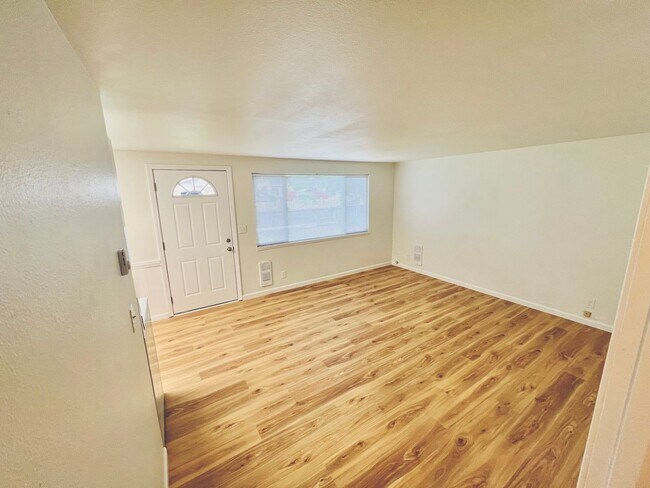 Building Photo - 6608 Stanton Ct SW