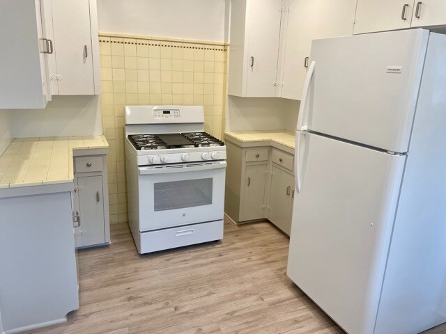 Foto del edificio - 11446 Hadley St