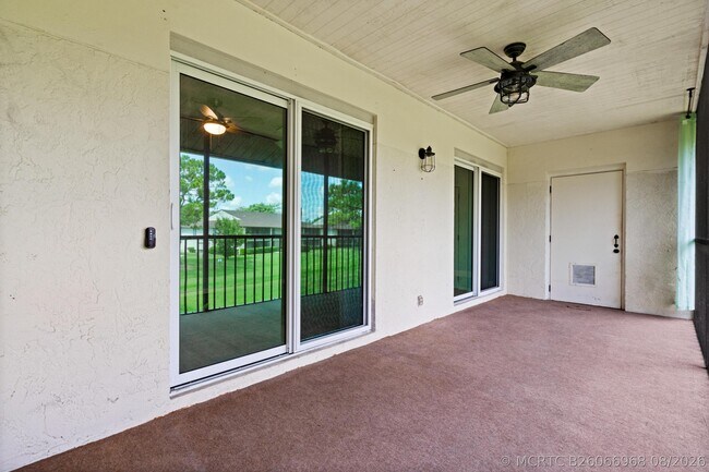 Foto del edificio - 6299 Chasewood Dr