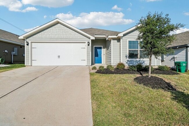 Building Photo - 3905 Crown Ct