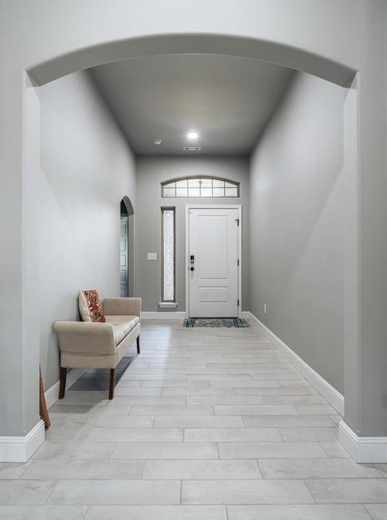 Foto del edificio - 910 Redfree Dr