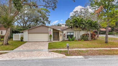 Building Photo - 3005 Enisglen Dr