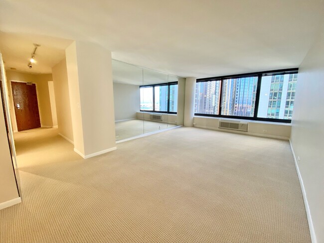 Building Photo - 155 N Harbor Dr