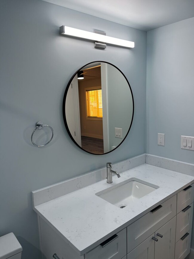 Interior Photo - White Star Flats