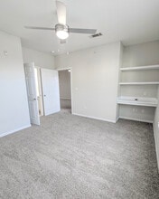 Bedroom - Woodland Hills Luxury Apartments