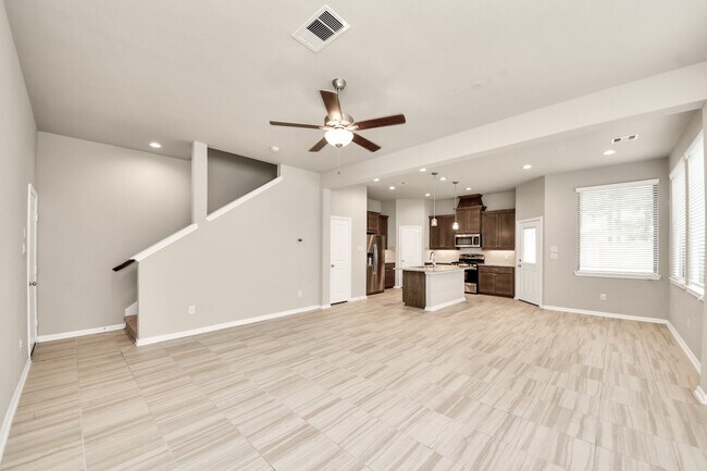 Building Photo - 29102 Artic Brk Ln