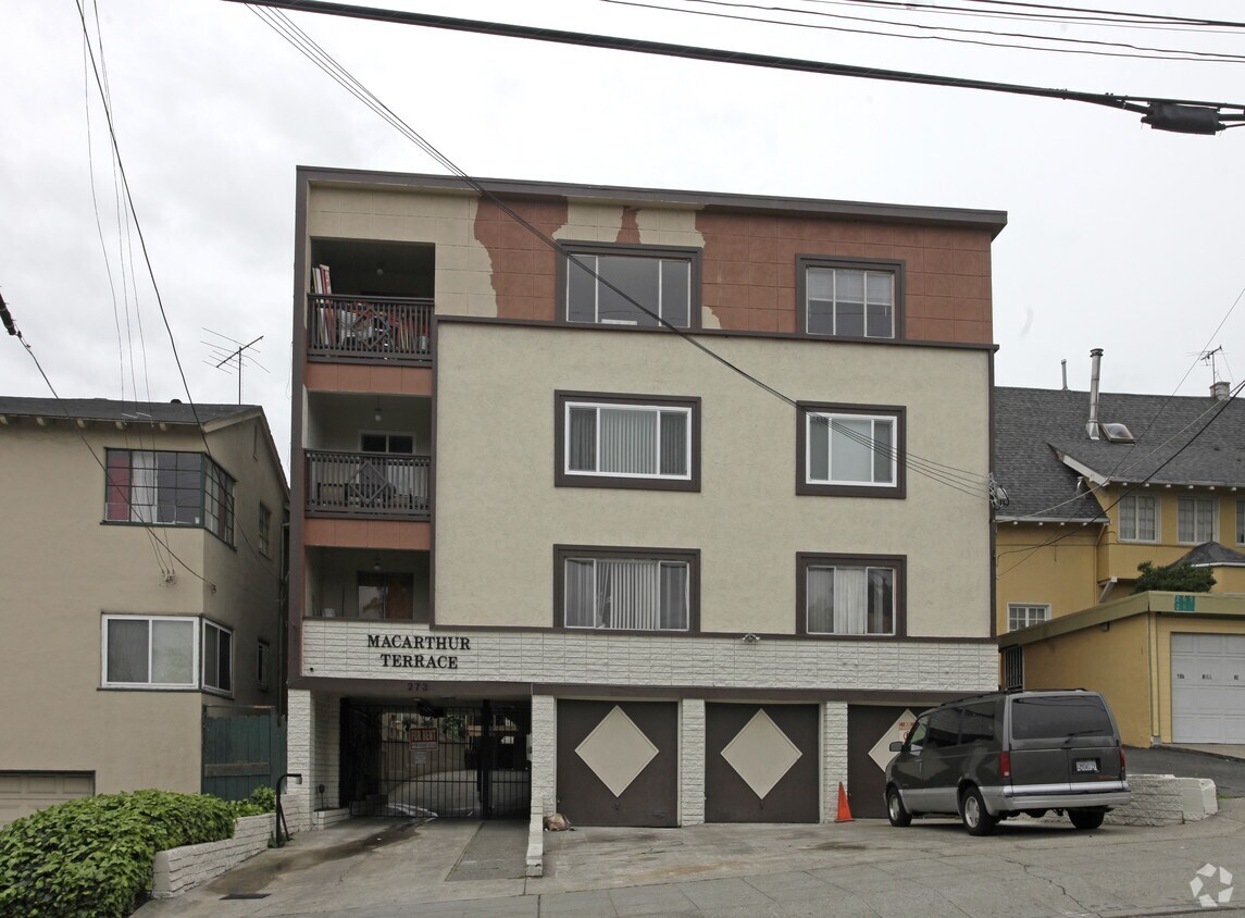 Building Photo - Macarthur Terrace at Adams Point