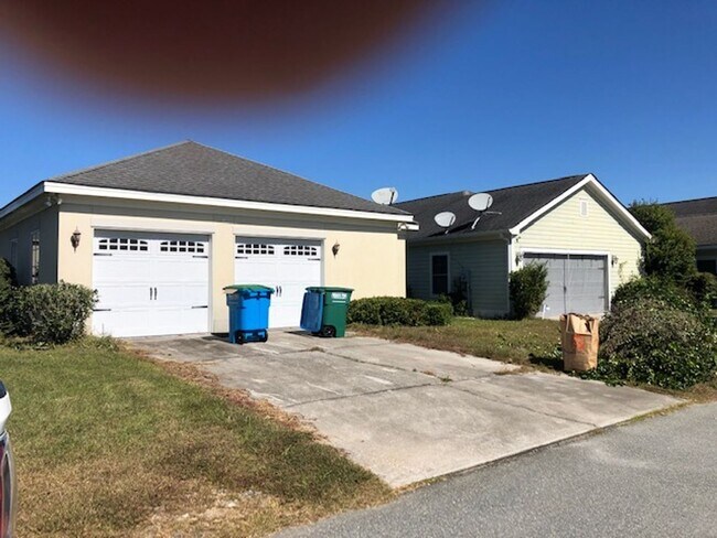 Foto del edificio - 237 Dogwood Cir