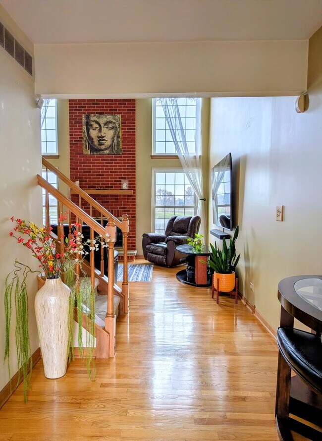 Foto del edificio - 2153 Seaver Ln