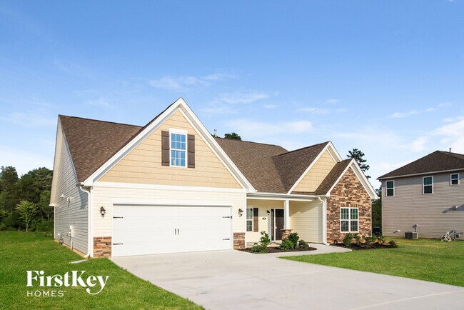 Building Photo - 196 Sand Hill Dr